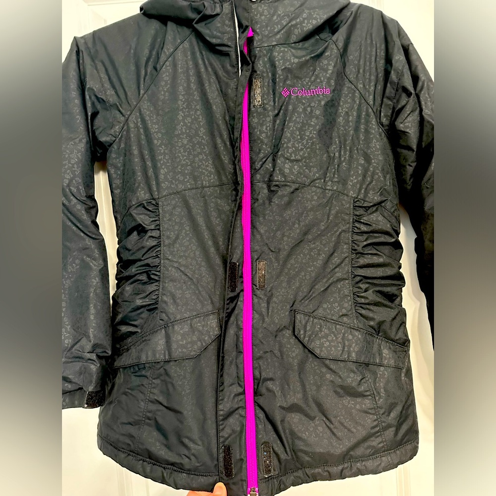 Girls size medium Columbia Puffer Jacket